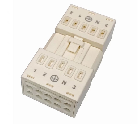 White 5P 7P LED Light Connector 450V 16A Insert Type